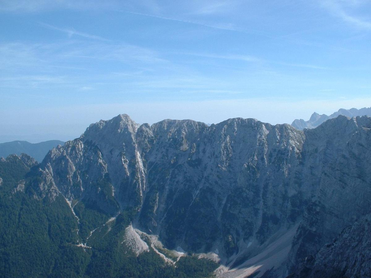 Casa Vacanza Cadorna Residence Tarvisio Buitenkant foto
